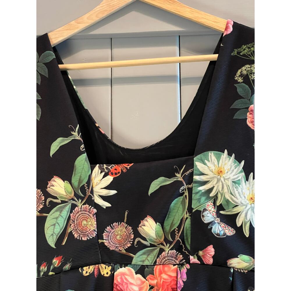 Yumi Black Floral Sleeveless Dress with Pleated Skirt Size 0/2 - Picture 10 of 11
